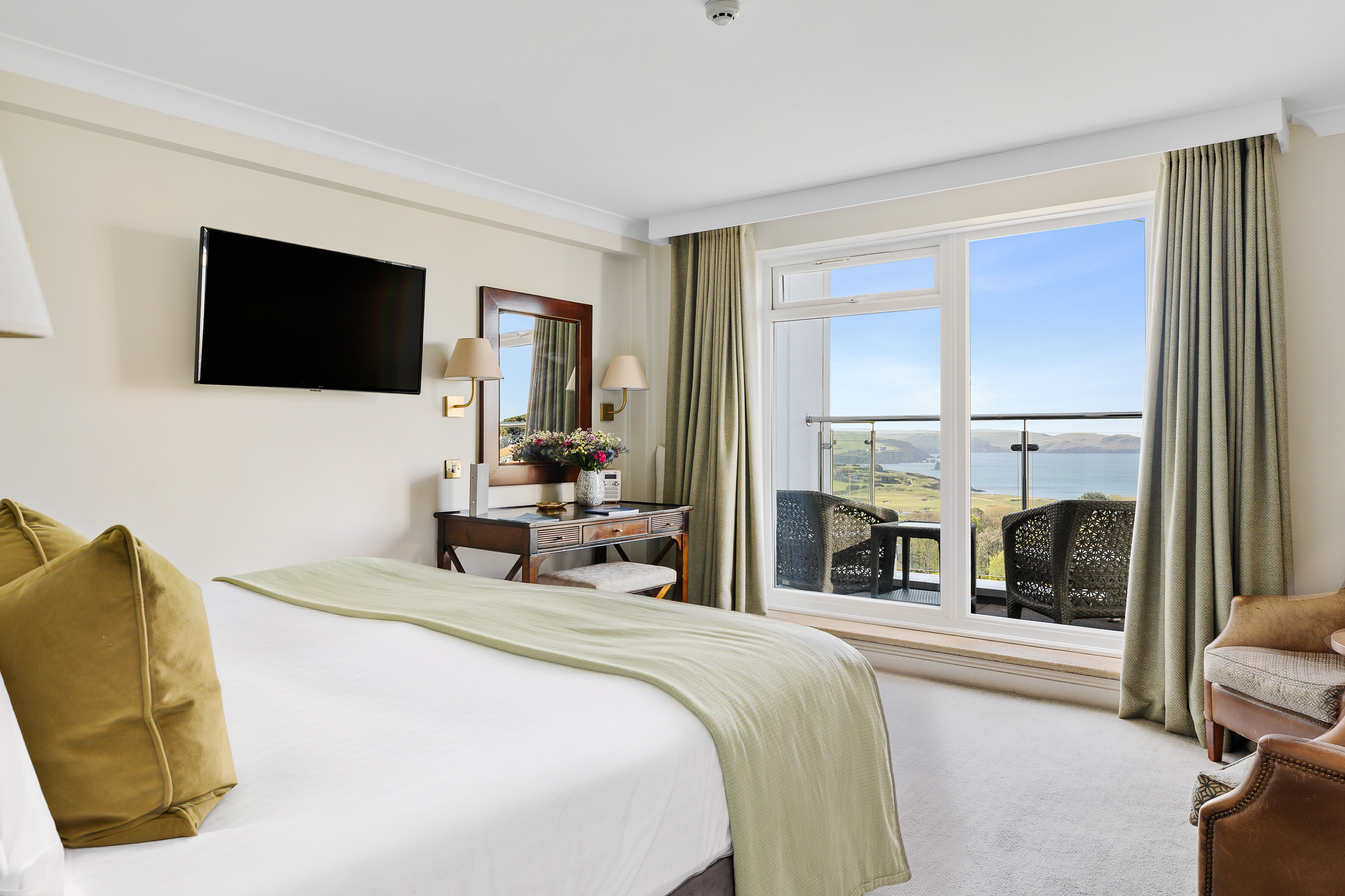 Premier Sea View Double/Twin Room with Balcony